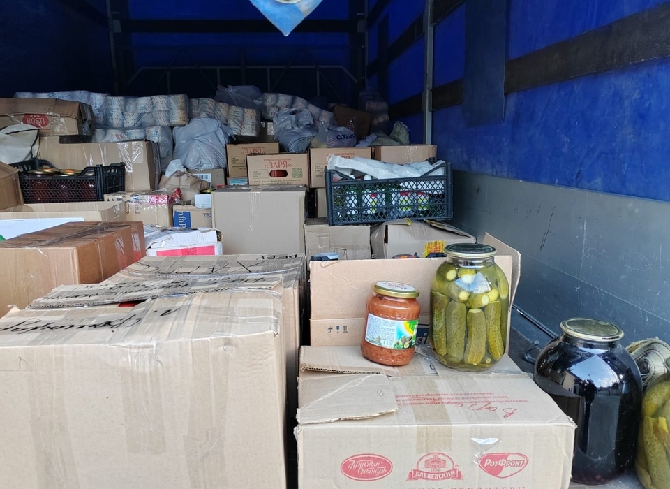 Волгоградский депутат доставил в зону СВО гуманитарную помощь